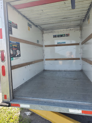 Truck Rental Agency «U-Haul Moving & Storage of Alafaya», reviews and photos, 11815 E Colonial Dr, Orlando, FL 32826, USA