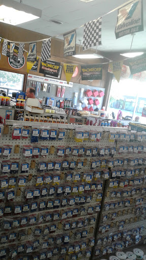 Auto Parts Store «Clackamas Auto Parts», reviews and photos, 1009 Main St, Oregon City, OR 97045, USA