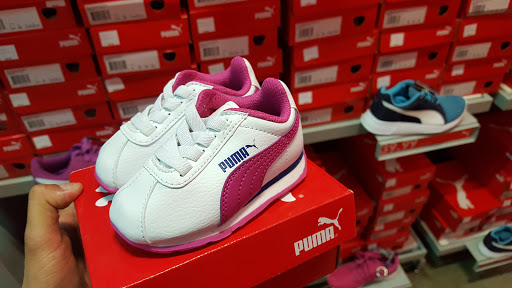 Shoe Store «PUMA», reviews and photos, 131-C Nut Tree Rd, Vacaville, CA 95687, USA