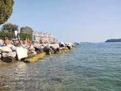 Foto van Barbarano Beach en de nederzetting