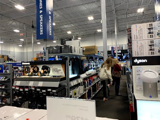 Electronics Store «Best Buy», reviews and photos, 12909 Shops Pkwy, Bee Cave, TX 78738, USA