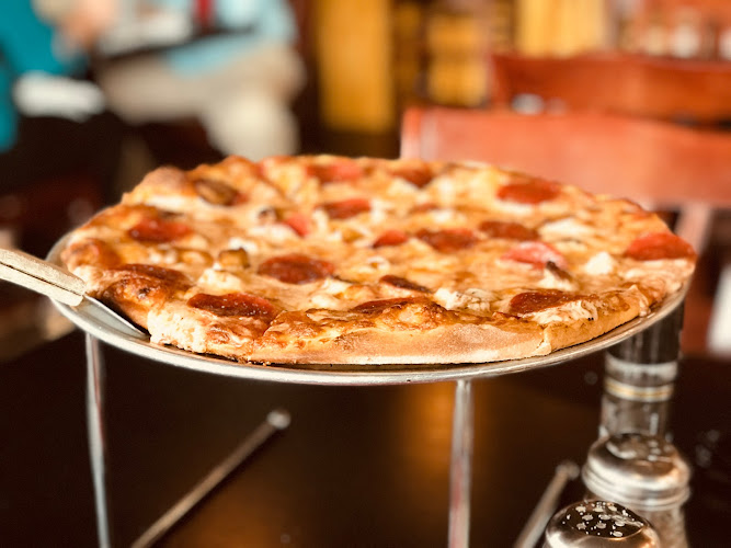 #4 best pizza place in Foley - Mamma Mia! Pizzeria