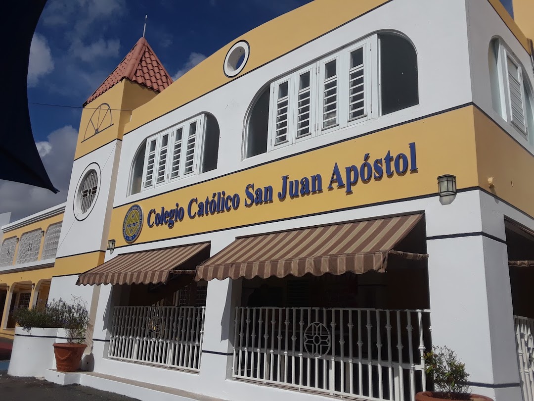Colegio Catlico San Juan Apostol