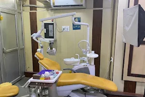 Sawhaney's dental clinic - Best dental clinic in Lucknow image