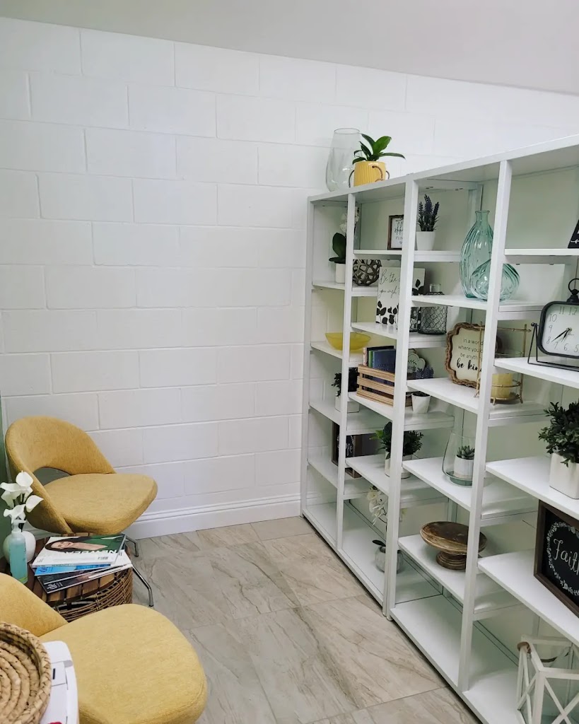 The Valley Spa Studio 93245