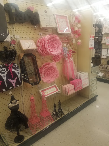 Craft Store «Hobby Lobby», reviews and photos, 6803 S 27th St, Franklin, WI 53132, USA