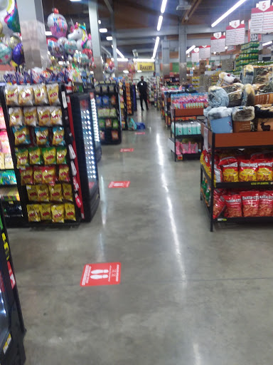 Grocery Store «Superior Grocers», reviews and photos, 15000 Crenshaw Blvd, Gardena, CA 90249, USA
