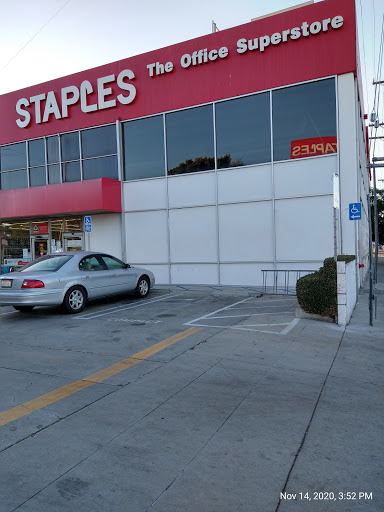 Staples image