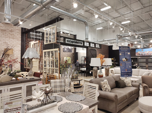 Furniture Store «Brown Squirrel Furniture», reviews and photos, 9901 Sherrill Blvd, Knoxville, TN 37932, USA