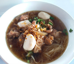 เตี๋ยวหมูตุ๋นเตาถ่าน photo
