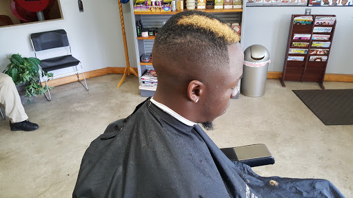 Barber Shop «Hair 2 There», reviews and photos, 7 State St, Glassboro, NJ 08028, USA