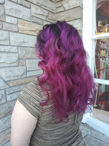 Hair Salon «Hollywood Hair Salon», reviews and photos, 693 Ling Rd, Rochester, NY 14612, USA