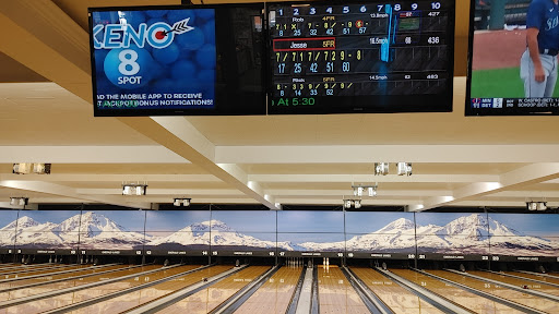 Bowling Alley «Emerald Lanes», reviews and photos, 140 Oakway Rd, Eugene, OR 97401, USA