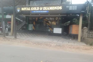 Royal Gold & Diamonds image