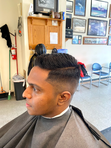 Barber Shop «Squire Barber Shop», reviews and photos, 1575 Grand Ave, St Paul, MN 55105, USA