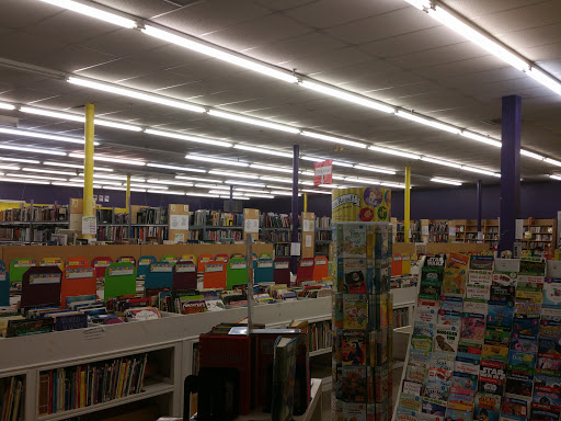 Used Book Store «Used Book Superstore», reviews and photos, 256 Cambridge St, Burlington, MA 01803, USA