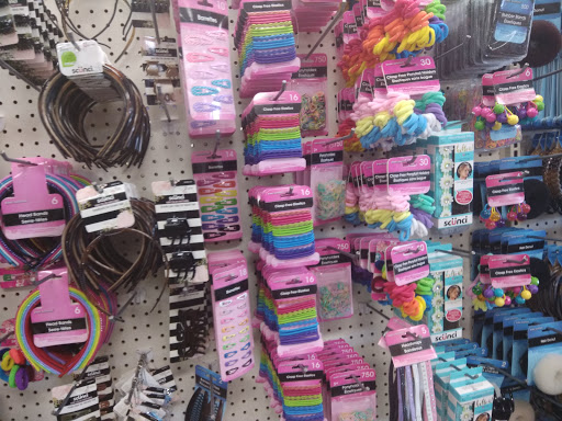 Dollar Store «Dollar Tree», reviews and photos, 12533 Olive Blvd, Creve Coeur, MO 63141, USA