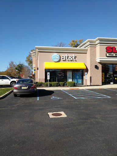 AT&T, 2703 Mt Holly Rd, Burlington, NJ 08016, USA, 