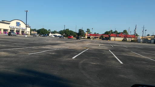 Shopping Mall «NorthOaks Shopping Center», reviews and photos, Farm to Market 1960 Rd W & Breck St, Houston, TX 77066, USA