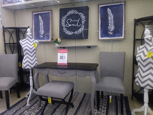 Craft Store «Hobby Lobby», reviews and photos, 1717 Old Fort Pkwy, Murfreesboro, TN 37129, USA