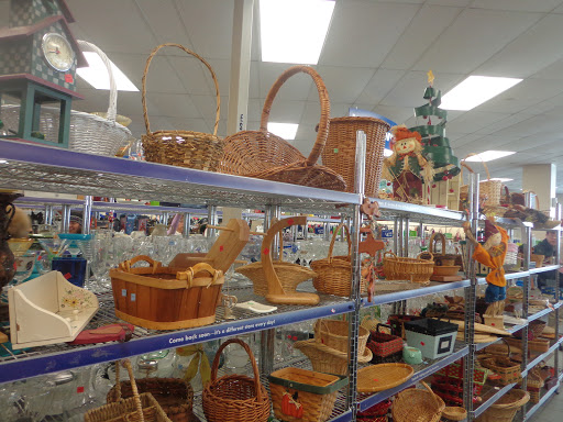 Thrift Store «Goodwill Manchester Store & Donation Station», reviews and photos