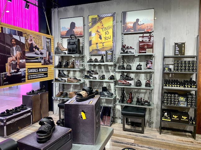 Comments and reviews of Dr. Martens