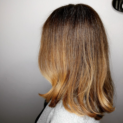 Hair Salon «Cathedral Park Salon», reviews and photos, Cathedral Park Salon, 7227 N Philadelphia Ave #103, Portland, OR 97203, USA