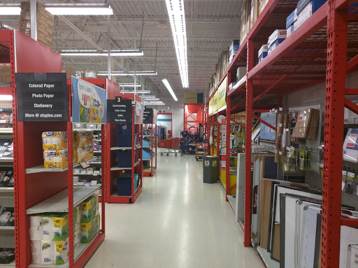 Office Supply Store «Staples», reviews and photos, 41334 US-19, Tarpon Springs, FL 34689, USA