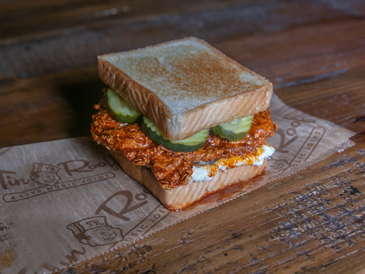 Live Music Bar «Tin Roof», reviews and photos, 316 Broadway, Nashville, TN 37201, USA