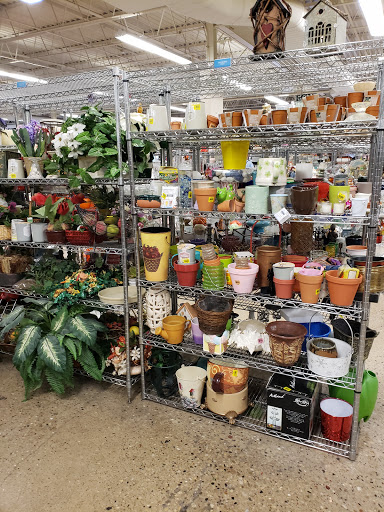 Thrift Store «Goodwill Store & Donation Center», reviews and photos, 1551 N Dryden Ave, Arlington Heights, IL 60004, USA