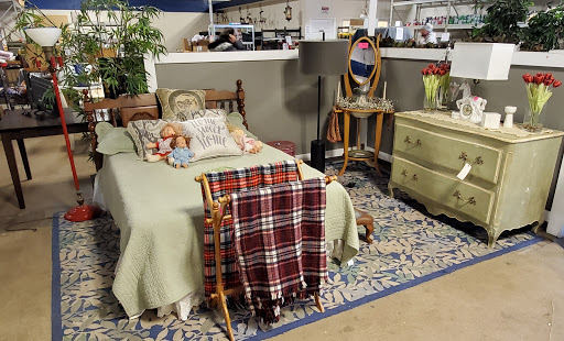 Building Materials Store «Habitat for Humanity ReStore Lake County», reviews and photos