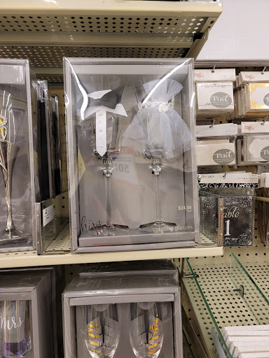 Craft Store «Hobby Lobby», reviews and photos, 150 E Oak St, Conway, AR 72032, USA