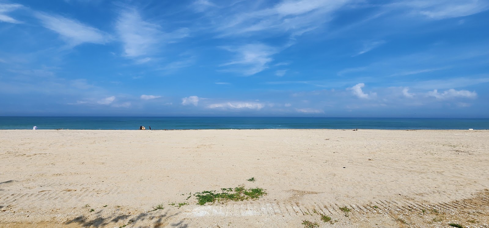 Foto van Uljinitis Jeon Beach met hoog niveau van netheid