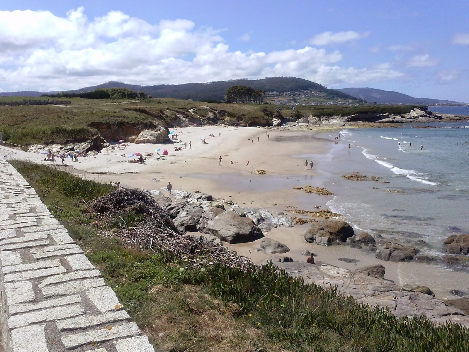 Foto de Praia de Peizás con parcialmente limpio nivel de limpieza