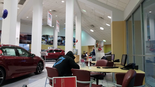 Used Car Dealer «CarMax», reviews and photos, 8200 120th Ave, Kenosha, WI 53142, USA