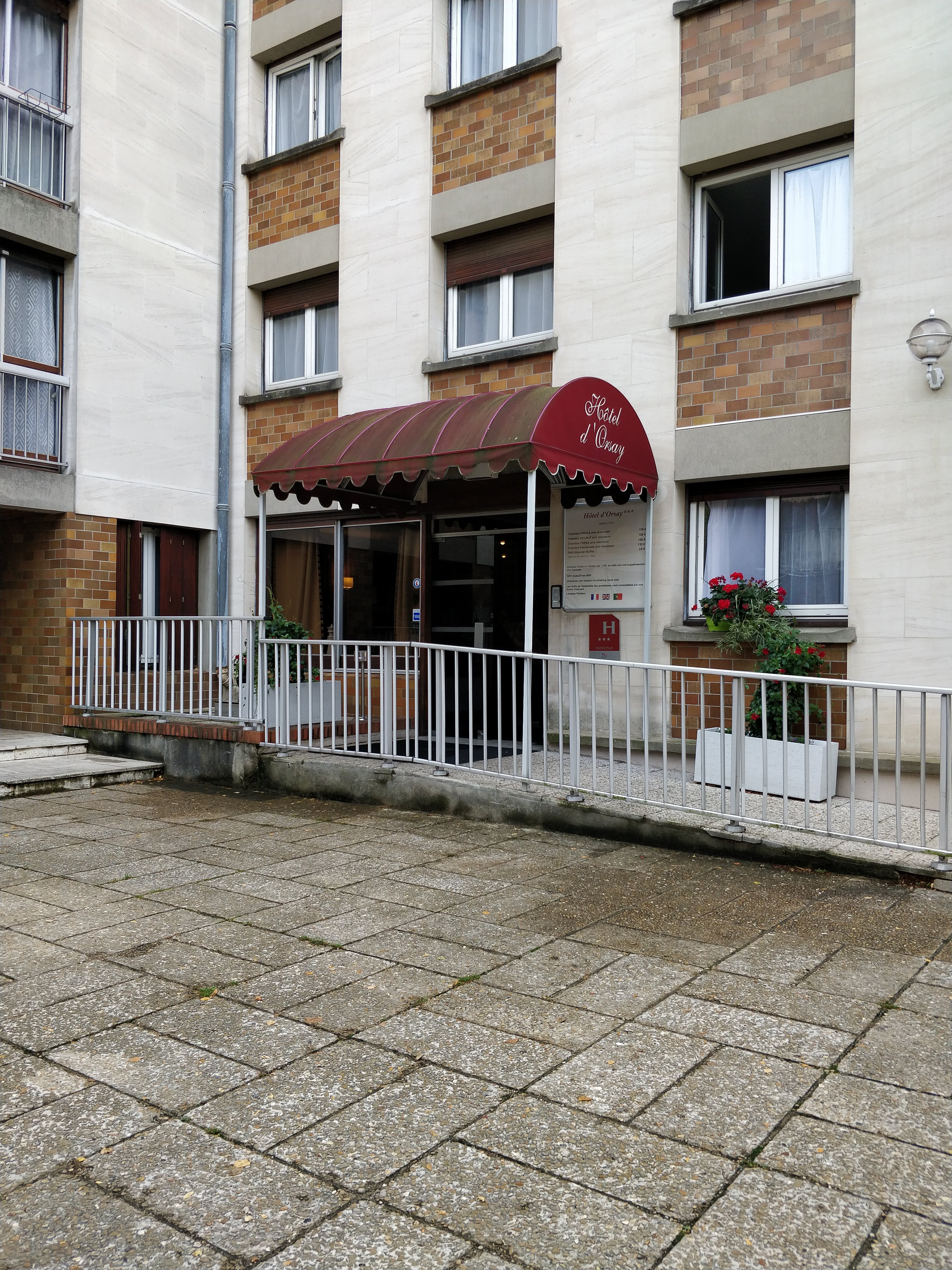 Photo n° 6 de l'avis de Adeel.u fait le 14/10/2018 à 06:09