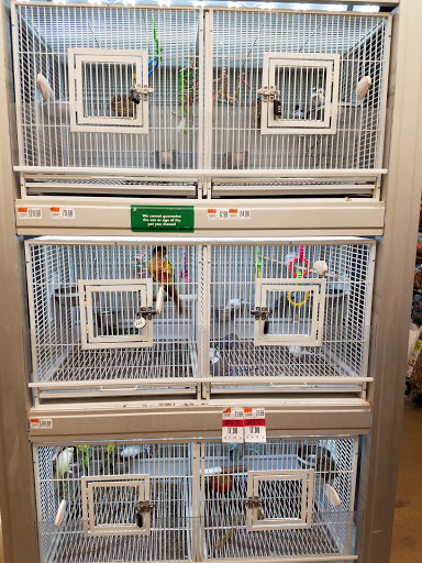 Pet Supply Store «Pet Supplies Plus», reviews and photos, 1213 Mentor Ave, Painesville, OH 44077, USA