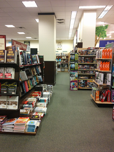 Book Store «Barnes & Noble», reviews and photos, 7707 Bluebonnet Blvd, Baton Rouge, LA 70810, USA