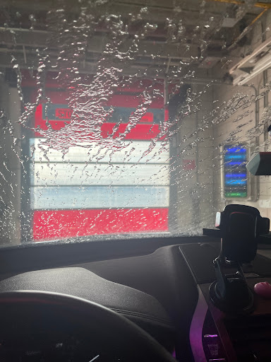 Car Wash «Clean Machine Car Wash», reviews and photos, 3218 W Irving Park Rd, Chicago, IL 60618, USA