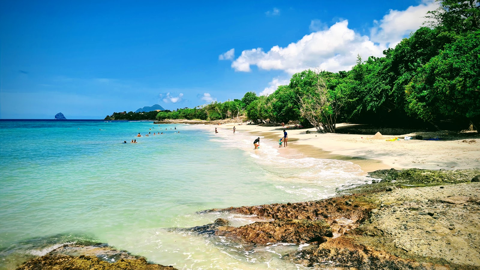 Plage de Sainte Luce 🏖️ Martinique island, Martinique - detailed ...