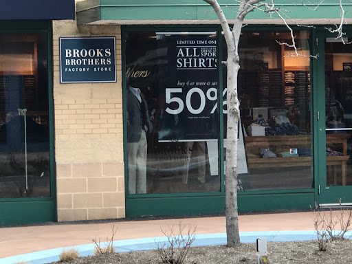 Clothing Store «Brooks Brothers Factory Outlet», reviews and photos, 35 N Michigan Ave, Atlantic City, NJ 08401, USA