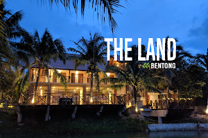 The Land Bentong image