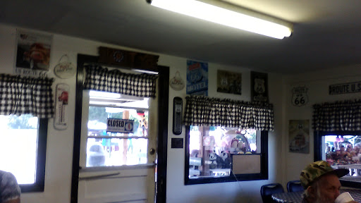 Flea Market «Parkland Flea Market & Restaurant», reviews and photos, 4994 Murfreesboro Rd, Lebanon, TN 37090, USA