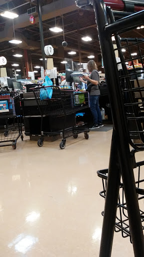 Supermarket «Giant Eagle Supermarket», reviews and photos, 55 Meadow Park Ave, Lewis Center, OH 43035, USA