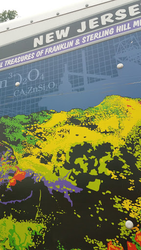 RV Storage Facility «U-Haul Moving & Storage of Ypsilanti», reviews and photos, 2714 Washtenaw Ave, Ypsilanti, MI 48197, USA