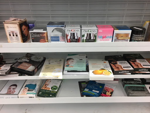 Clothing Store «Ross Dress for Less», reviews and photos, 194 Donahue St, Sausalito, CA 94965, USA