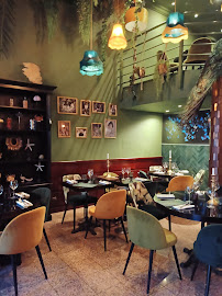 Atmosphère du Restaurant asiatique La Guinguette du Tigre à Antibes - n°17