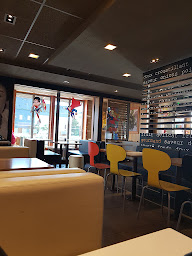 Photo n°51 de McDonald's à Fougères ()