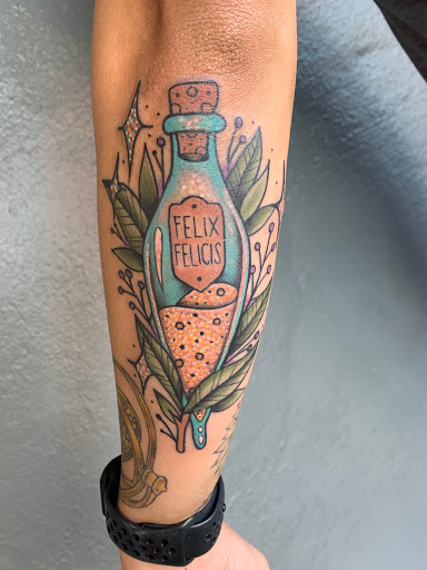 Tattoo Shop «Good Luck Tattoo», reviews and photos, 1011 41st Ave, Santa Cruz, CA 95062, USA