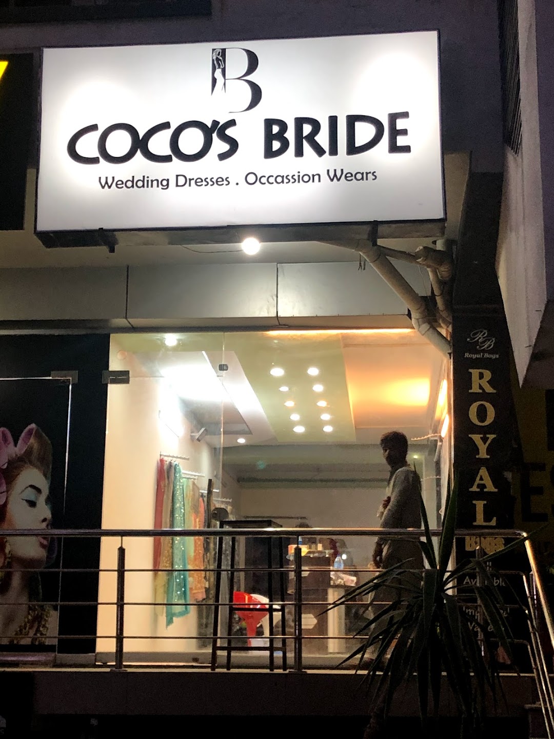 Cocos bride